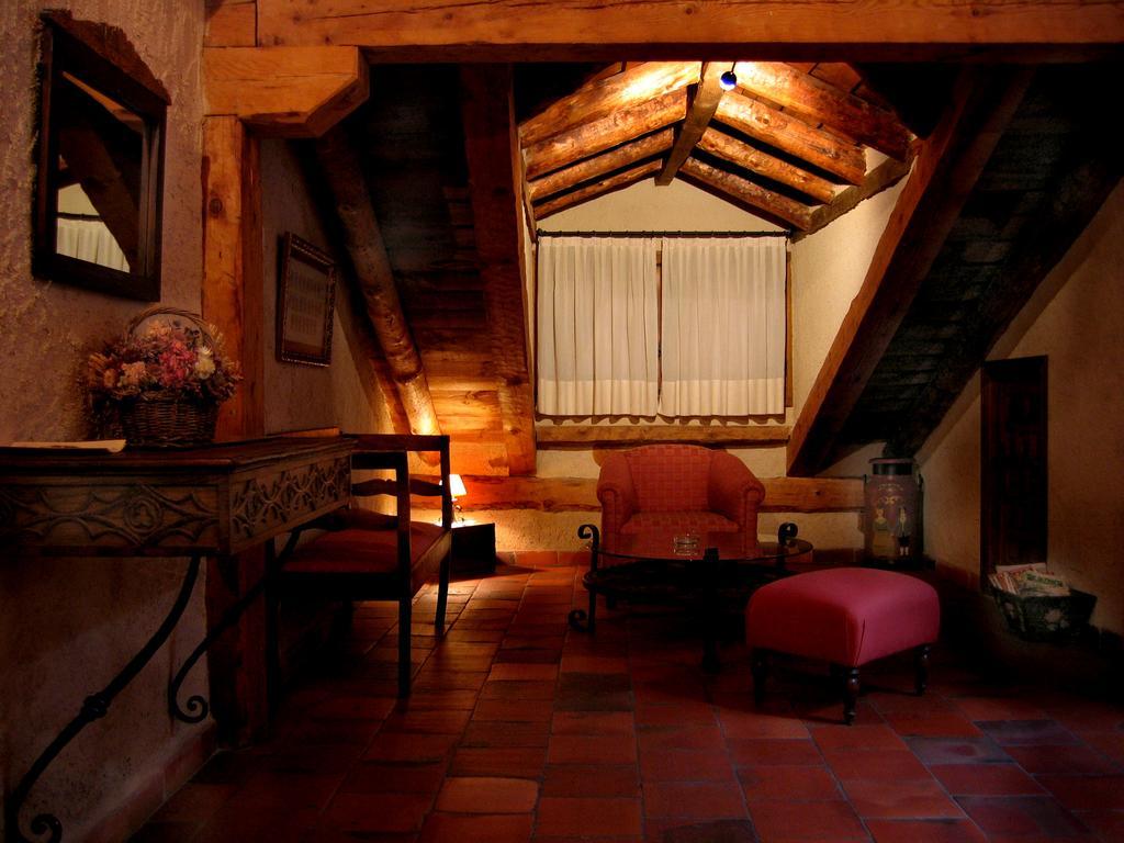 Posada el Zaguan Turégano Exterior foto